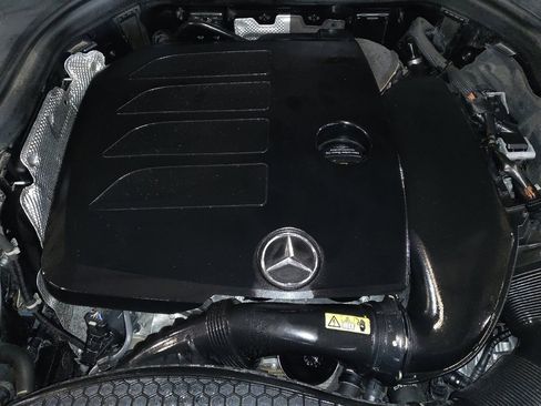 Used 2020 Mercedes-Benz GLC 300 4MATIC image 30