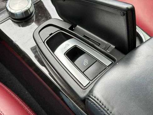 Used 2016 Mercedes-Benz SLK 350 image 16