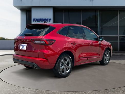 Used 2024 Ford Escape ST-Line w/ Tech Pack #1 FWD image 7