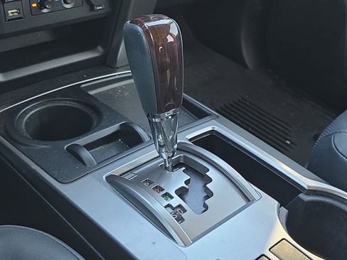 Used 2022 Toyota 4Runner Limited image 21