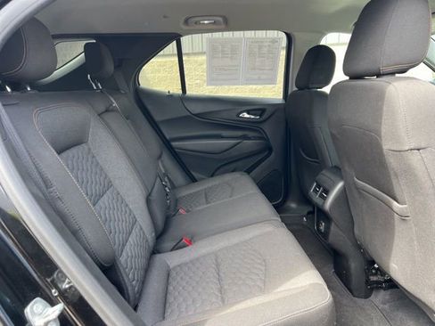 Used 2019 Chevrolet Equinox LT w/ Driver Convenience Package FWD image 13
