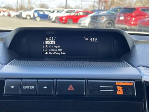 Certified 2022 Subaru Ascent Limited w/ Technology Package image 15