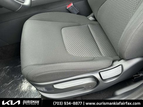 New 2026 Kia Sportage LX image 24