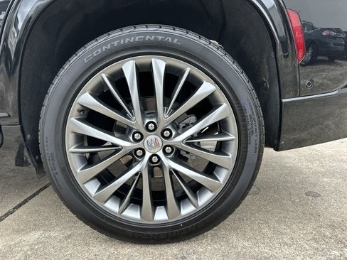 Certified 2025 Buick Enclave Avenir w/ Super Cruise Package AWD/4WD image 21