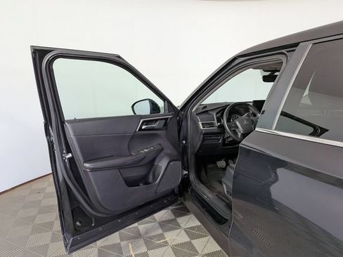Used 2025 Mitsubishi Outlander SE AWD/4WD image 13