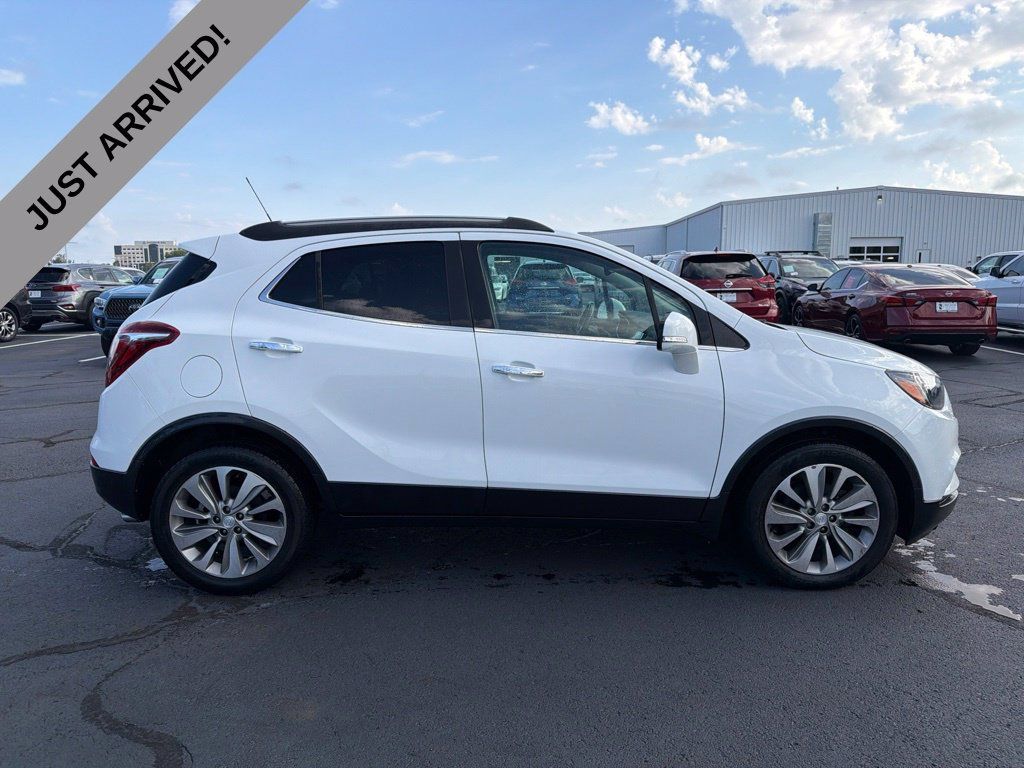 Used 2019 Buick Encore Preferred FWD image 4