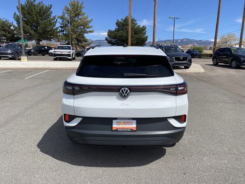 Used 2023 Volkswagen ID.4 Pro S image 46