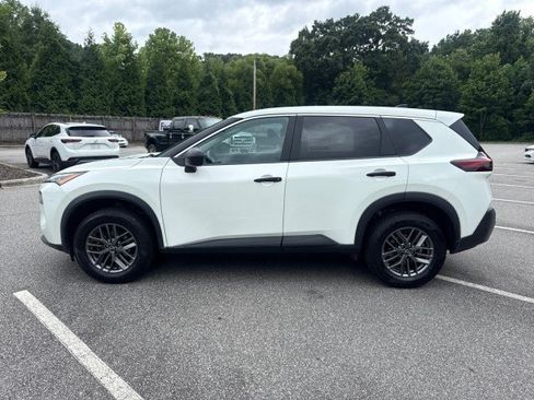Used 2023 Nissan Rogue S AWD/4WD image 4