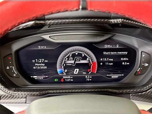 Used 2020 Lamborghini Urus image 17