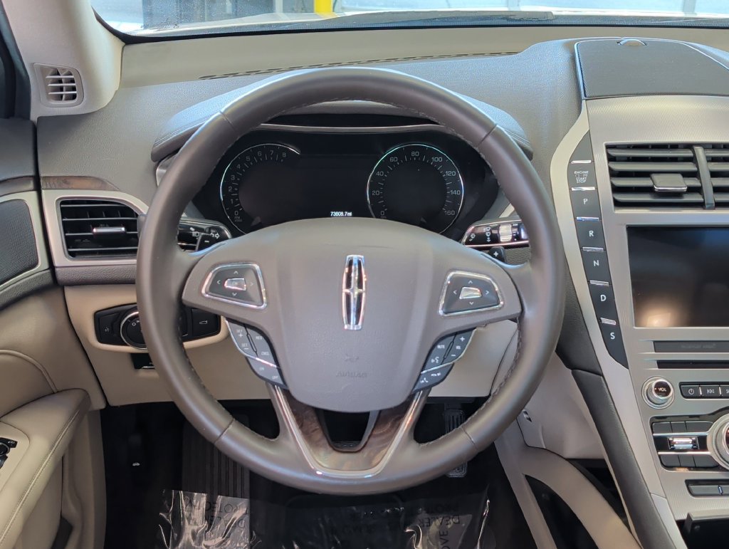Used 2017 Lincoln MKZ Reserve FWD image 16