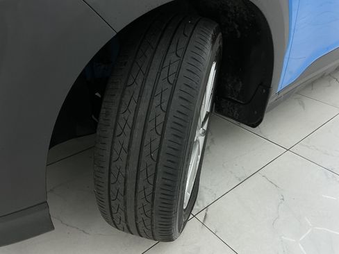 Used 2020 Hyundai Kona SEL FWD image 42