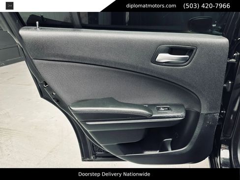 Used 2015 Dodge Charger SE w/ Popular Equipment Group RWD image 26