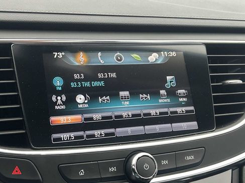 Used 2018 Buick LaCrosse Essence FWD image 14