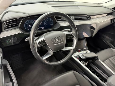 Used 2024 Audi Q8 e-tron Premium Plus w/ Premium Plus Package AWD/4WD image 4
