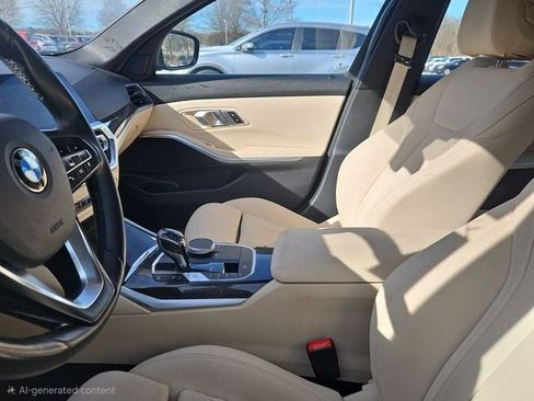 Used 2021 BMW 330i Sedan w/ Convenience Package image 30
