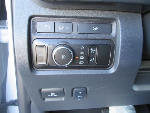 Used 2024 Ford F250 Lariat AWD/4WD image 14