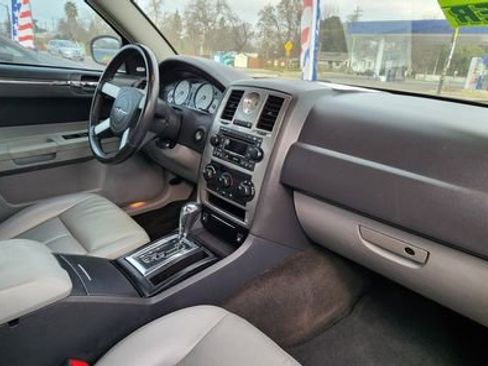 Used 2006 Chrysler 300 Touring w/ Sound Group image 14