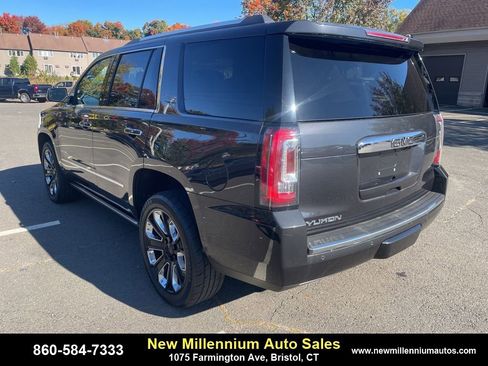 Used 2020 GMC Yukon Denali w/ Denali Ultimate Package image 5