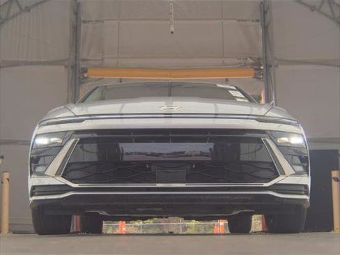 Used 2025 Hyundai Sonata SEL FWD image 4