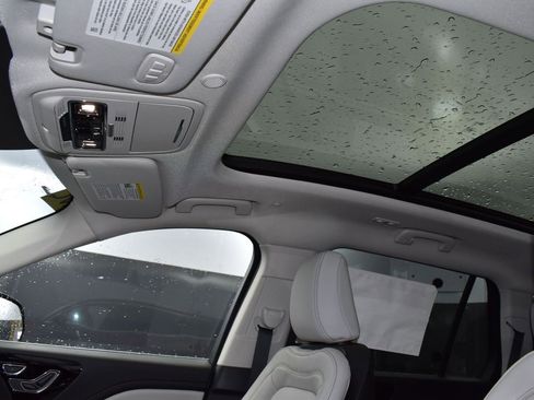 New 2025 Lincoln Aviator Reserve w/ Illumination Package image 15