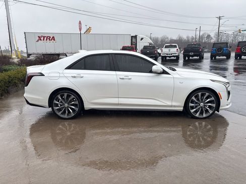 Used 2021 Cadillac CT4 Sport image 5