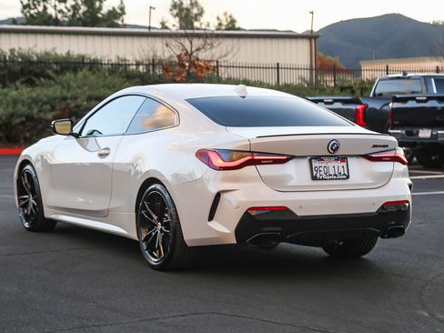 Used 2023 BMW M440i Coupe w/ Premium Package image 5