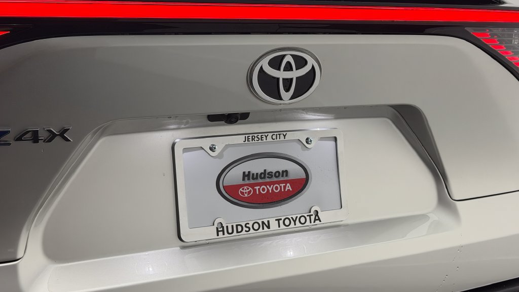 Used 2025 Toyota bZ4X FWD w/ Weather Package image 8