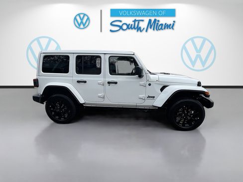 Used 2025 Jeep Wrangler Sahara w/ Safety Group image 8