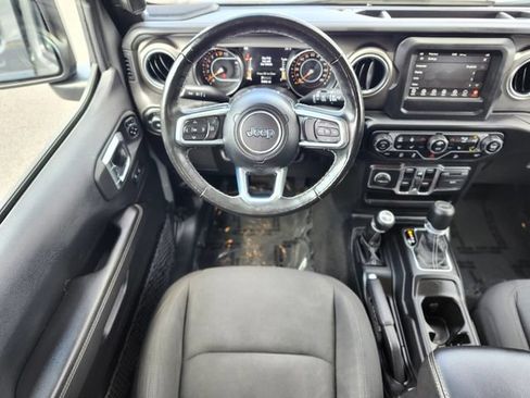 Used 2021 Jeep Wrangler Unlimited Sahara w/ Cold Weather Group AWD/4WD image 13