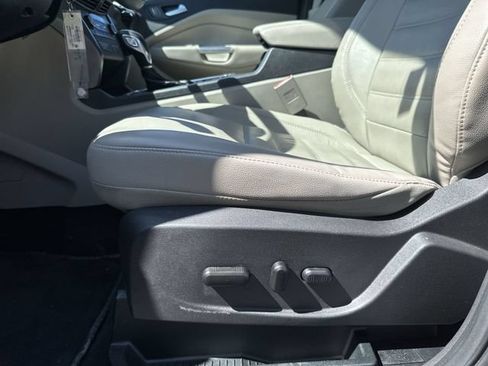 Used 2018 Ford Escape SEL FWD image 16