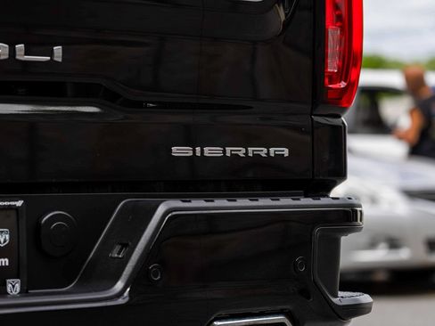 Used 2023 GMC Sierra 1500 Denali w/ Denali Reserve Package AWD/4WD image 45