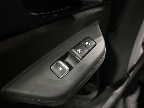 New 2026 Kia Carnival SX Prestige FWD image 32