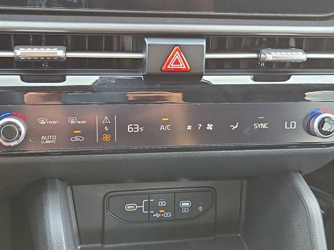 New 2026 Kia Sportage EX image 24