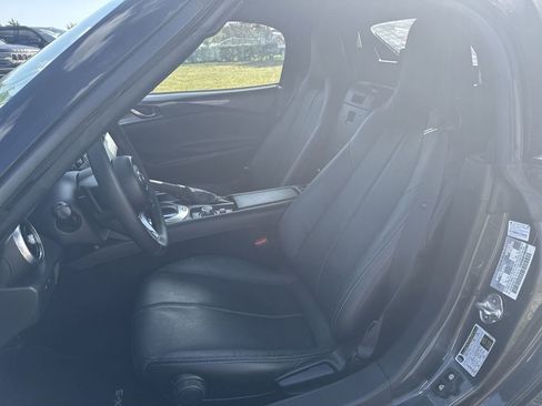 Used 2023 MAZDA MX-5 Miata Grand Touring w/ Weather Package image 14