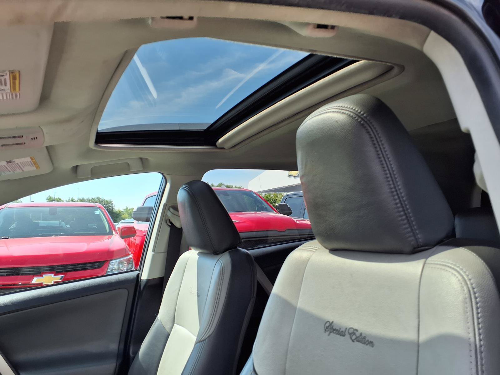 Used 2013 Toyota RAV4 XLE AWD/4WD image 19