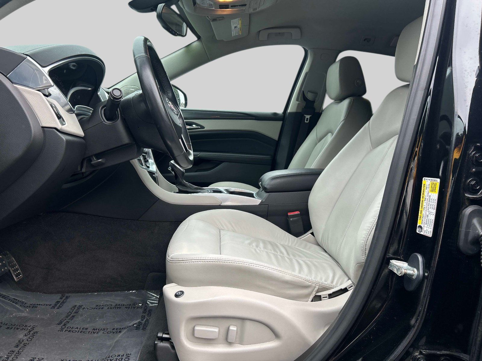 Used 2014 Cadillac SRX FWD image 14