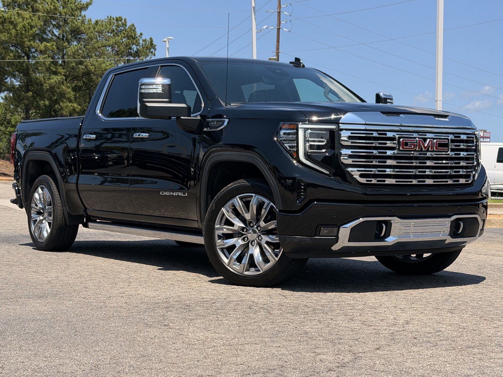 Used 2026 GMC Sierra 1500 Denali w/ Denali Reserve Package AWD/4WD image 2