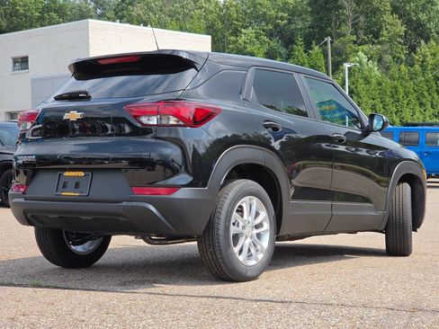 New 2026 Chevrolet TrailBlazer LS AWD/4WD image 16