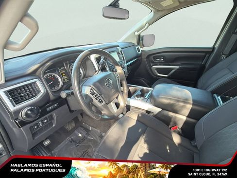 Used 2017 Nissan Titan SV RWD image 15
