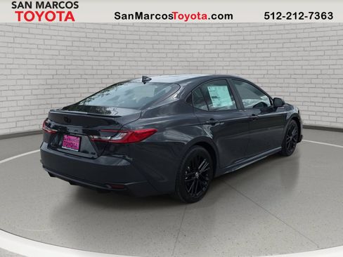 New 2026 Toyota Camry SE FWD image 5