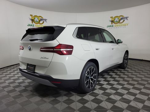 New 2026 BMW X3 xDrive30 w/ Premium Package AWD/4WD image 7