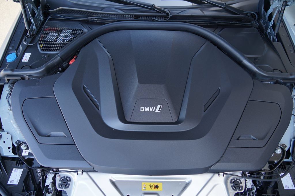 New 2026 BMW i4 eDrive40 w/ M Sport Package RWD image 26