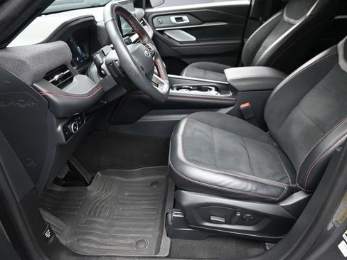 Used 2025 Ford Explorer ST w/ Sun And Sound Package AWD/4WD image 21