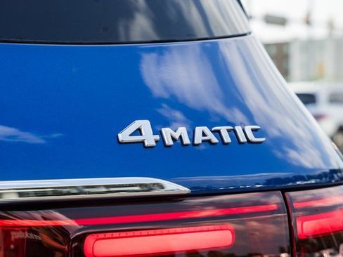 New 2025 Mercedes-Benz GLB 250 GLB 250 image 9