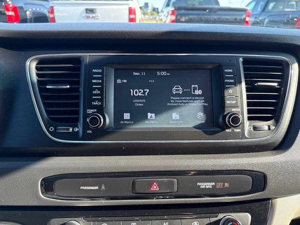 Used 2020 Kia Sedona LX FWD image 22