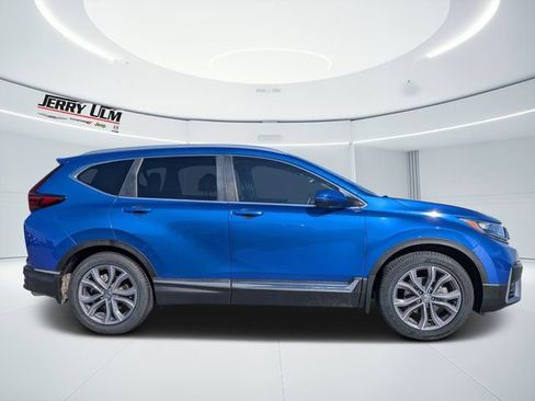 Used 2020 Honda CR-V Touring image 2