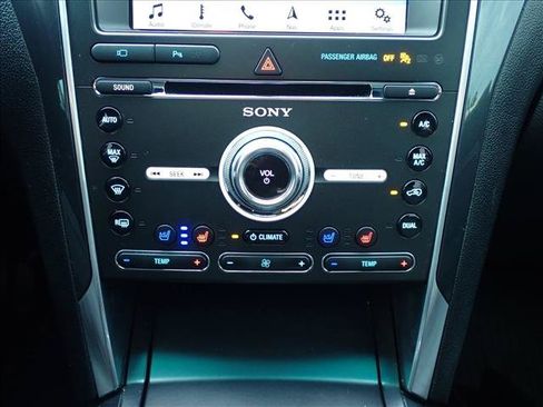 Used 2017 Ford Explorer Sport w/ Equipment Group 401A AWD/4WD image 13
