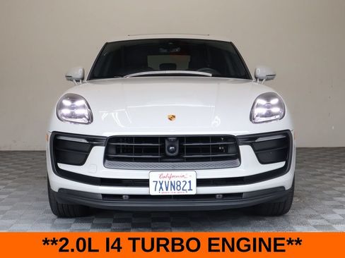 Used 2023 Porsche Macan AWD/4WD image 4