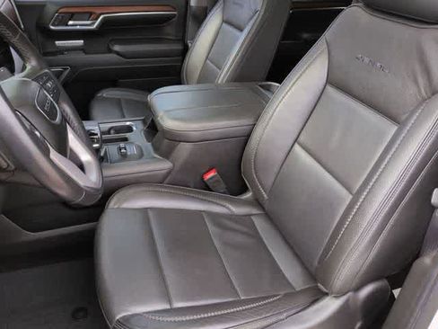 Used 2023 GMC Sierra 1500 Denali w/ Denali Reserve Package AWD/4WD image 16
