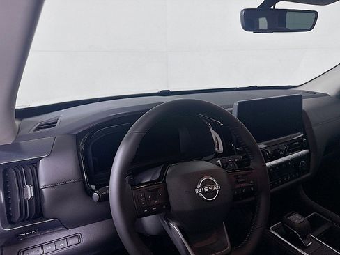 New 2026 Nissan Pathfinder SL AWD/4WD image 9